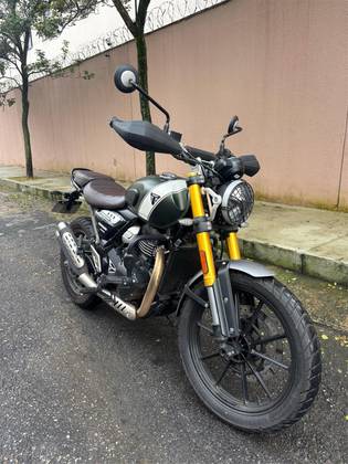 TRIUMPH SCRAMBLER 400 X 